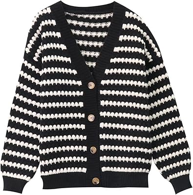 Short turtleneck sweater for woman little knitting cardigan.. Find everything you need at prices you'll love with DIAYTAR NIGERIA's comprehensive e-commerce platform.