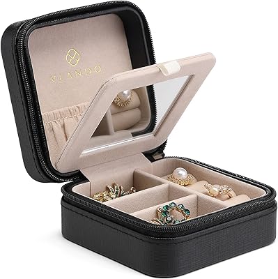 Vlando Small Box Travel jewelry in faux leather storage display for rings.. The smarter way to shop online in Nigeria is through DIAYTAR Nigeria.