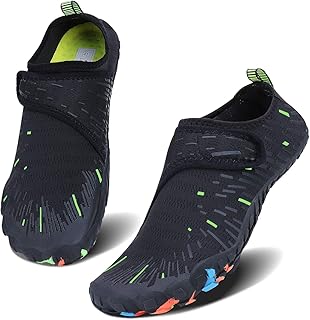 Water sports shoes to put on fast drying for men and women, suitable