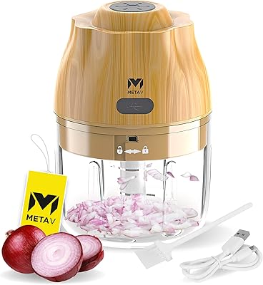 Mini rechargeable electric garlic chopper for onions and salad vegetables.. Shop with confidence at DIAYTAR NIGERIA, enjoying competitive prices and delivery within 8 days.