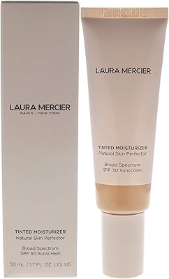 Laura Mercier Hydrating Natural Light SPF 30-4N1 tanning.. Experience convenient online shopping on DIAYTAR Nigeria — wide selection and affordable delivery.
