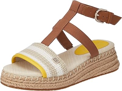 Crochet flat sandals for women with thick sole.. Shopping has never been easier — DIAYTAR Nigeria delivers it all in 5–8 days.