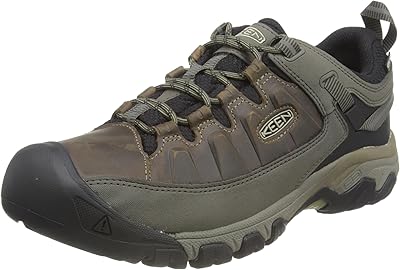 Keen Targhee 3WB hiking shoes for men.. Experience hassle-free shopping with DIAYTAR NIGERIA's user-friendly platform and prompt delivery service.