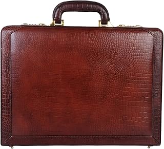 Bag Jack, a handmade hand -handed handbag for men from the Avior brand, for the office, travel and storage, with laptop accessories in compatible sizes with 17 inches, with a handle and a digital lock.. Discover the joy of online shopping with DIAYTAR NIGERIA's budget-friendly prices and reliable shipping.
