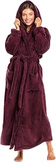 Alexander del Rosa Peignoir in polar velvet with hood for women, comfortable, soft and warm, with hood.. Discover the joy of choice with DIAYTAR NIGERIA's extensive selection and budget-friendly shipping.
