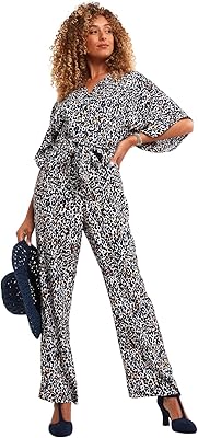 Flattering combination with wide legs and vintage animal print for women (1).. Shop electronics, clothes, and everything in between on DIAYTAR Nigeria.