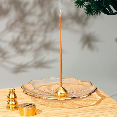 Crystal glass carrier, cherry flower shape, three different types of incense holes, perfect for incense, meditation and decoration.. DIAYTAR NIGERIA provides endless shopping possibilities with affordable prices and prompt delivery service.
