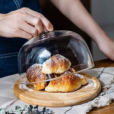 Turning cake display Q&W 32 cm with dome -shaped cover, round wooden round service tray for wedding cake with glass and wood top lid.. DIAYTAR NIGERIA connects Nigerians with quality products at affordable prices, delivered in 5-8 days nationwide.