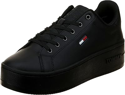 Tommy jeans sneakers with flat sole for women.. Shop for everything you need at DIAYTAR NIGERIA, with budget-friendly prices and quick delivery.