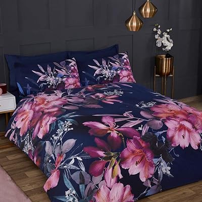 Sleepdown Bed set with duvet cover and cotton pillowcase soft and soft polyester, floral pattern watercolor navy and pink, easy to maintain - simple size (135 cm x 200 cm).. Experience the ease of digital shopping with DIAYTAR NIGERIA's affordable and diverse marketplace.