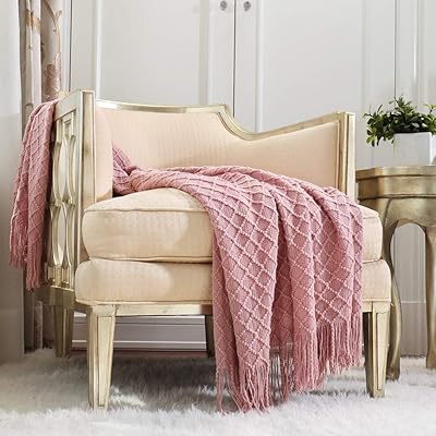 Knitted blanket start light pink for sofa and chair - soft and decorative for spring and summer (50 "x 60" dark pink/light pink).. Your trusted e-commerce destination, DIAYTAR NIGERIA offers extensive variety with reliable shipping.