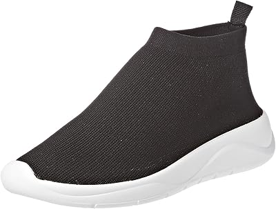 Emerald sneakers for.. DIAYTAR NIGERIA: Your trusted marketplace that combines variety, affordability and reliable shipping.