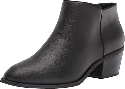 Amazon essentials boots for women, black, imitation leather, 7.. Your complete shopping solution, DIAYTAR NIGERIA offers extensive variety with budget-friendly delivery.