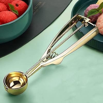 Average ice cream shovel in stainless steel, perfect for cookies, ice cream, cupcakes, muffins, meatballs (m).. Affordable luxury and fast service — only on DIAYTAR Nigeria.