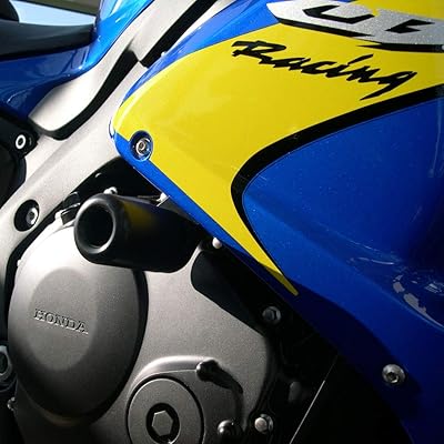 Uncoupled black frame Honda CBR1000RR - 750-3.. DIAYTAR NIGERIA: Making online shopping accessible with affordable prices and nationwide delivery service.