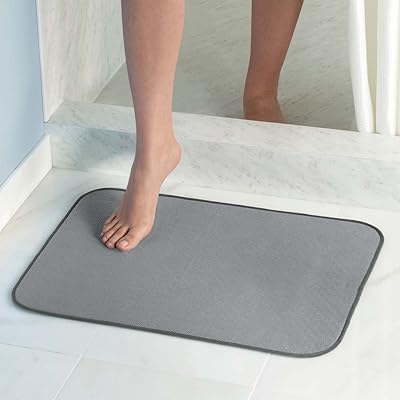 Bath and shower mat in microfiber interder Idry for floor.. Explore fashion, tech, home goods, and more on DIAYTAR Nigeria — always affordable, always fast.