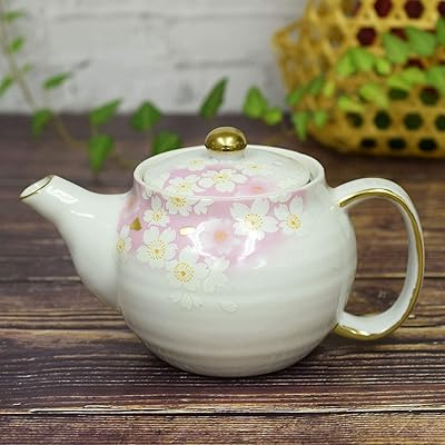 Japanese teapot sakura kutani yaki (articles) (with tea coat).. DIAYTAR NIGERIA: Connecting every Nigerian with quality products at prices everyone can afford.