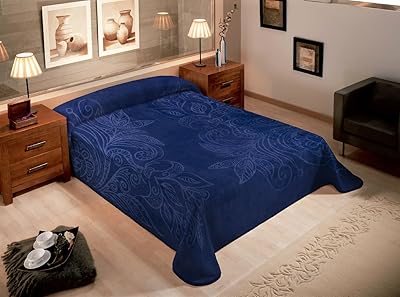 King size 95 ultra -gentle Spanish velvet velvet velvet.. DIAYTAR NIGERIA connects your desires with reality through our affordable e-commerce platform and quick delivery.
