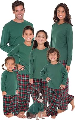 Assorted classic family pajamas - matching pajamas, gray, red/green.. From fashion to electronics, DIAYTAR Nigeria brings it all to your doorstep — fast, easy, and affordable.