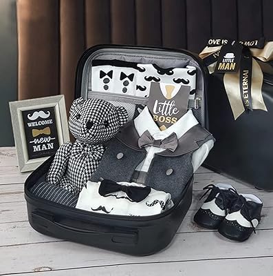 Newborn gift box for little boys with combination (9 in 1).. From fashion trends to home essentials — find it on DIAYTAR Nigeria.