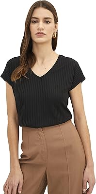 Vintage T-shirt with short sleeves and V-neck in combined cotton lc waikiki for women.. Enjoy the simplicity of shopping with DIAYTAR NIGERIA, offering vast choices delivered in just 5-8 days.