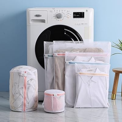 Set of 6 -piece blingo mesh clothes bags for delicate clothes or storage.. DIAYTAR NIGERIA connects you with endless possibilities through our affordable e-commerce platform.