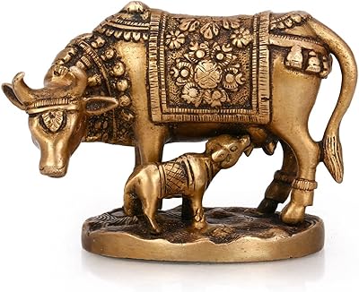 Deep brass cow statue with calf, gold, 5.2 "x 2.3" x 4 ".. DIAYTAR NIGERIA: Your partner in affordable online retail with reliable delivery across the nation.