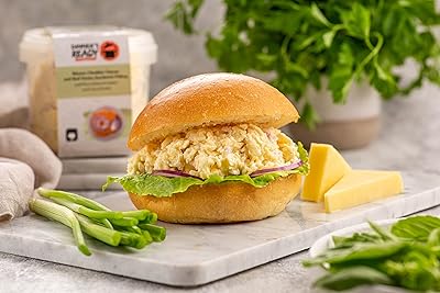 Sandwich ready to dinner with mature cheddar cheese and red onions.. Discover why DIAYTAR NIGERIA is the smart shopper's choice for affordable products delivered nationwide.