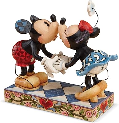 Résine figurine Disney Traditions Mickey Mouse Kissing Stone by Jim Shore, 16.5 cm.. Shop confidently with DIAYTAR NIGERIA's vast product range and budget-friendly nationwide shipping.