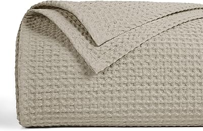 Woven coverage 100 % Cotton BHF King size 104x90 "Sweet, light and breathable soft.. Your comprehensive marketplace awaits at DIAYTAR NIGERIA with affordable prices and reliable delivery times.