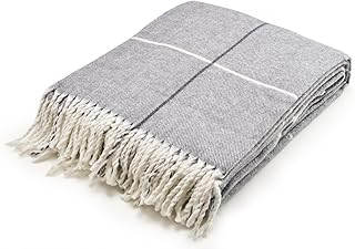 Aros Highlands sofa cover in acrylic tartan queen size, gray, 60 x 80 inches.. DIAYTAR NIGERIA delivers happiness in 5-8 days with our affordable and diverse product range.