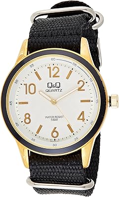 Relaxed watch q & q for men, analog, fabric - Q922J114Y.. DIAYTAR NIGERIA delivers affordability and convenience with every purchase, shipped within the week.