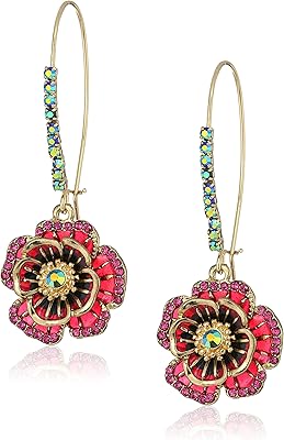 Hanging earrings.. DIAYTAR NIGERIA brings affordable shopping to every Nigerian home with delivery in just 5-8 days.