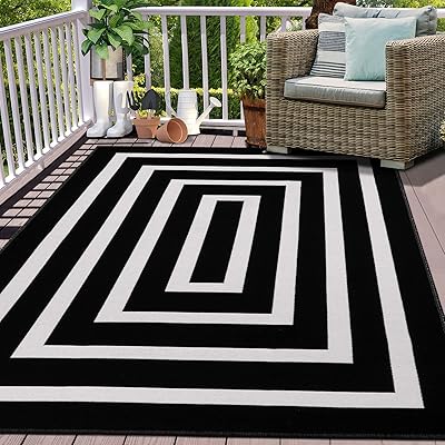 Leevan black and white striped carpet 5 'x 7' interior and outdoor outdated porch.. DIAYTAR NIGERIA makes online shopping accessible to all with budget-friendly prices and reliable delivery.