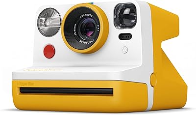 Polaroid - 9031 - Polarid camera Now I -TYPE - yellow.. Experience the joy of convenient shopping with DIAYTAR NIGERIA's vast selection and quick delivery service.