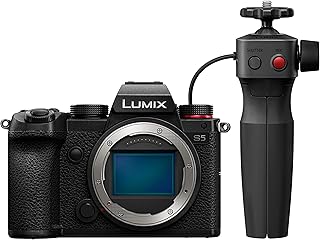 Panasonic Lumix DC-S5gr-Kit camera without full mirror S5, 4K 60p video recording with foldable and Wi-Fi screen, L-shaped frame, dual is 5 axes (black) and handling of blogs.. DIAYTAR NIGERIA: Where thousands of products meet affordable prices and reliable 5-8 day delivery.
