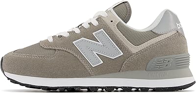 Sneaker 574 for women.. Your digital shopping companion, DIAYTAR NIGERIA offers exceptional value with delivery in less than 8 days.