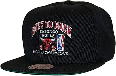Chicago Bulls 1991 92 single size snapback cap.. DIAYTAR NIGERIA combines affordability, variety, and convenience with nationwide delivery services.
