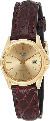 Casio core for men's watch with leather bracelet.. DIAYTAR NIGERIA revolutionizes online shopping with competitive prices and reliable 5-8 day delivery.