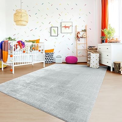 Long hair bedside carpet, does not lose its hair, soft, soft, silky, non -slip, for the house, the office, the living room, the bedroom, the dining room, gray, 140 x 200 cm.. DIAYTAR NIGERIA brings the marketplace home to you with affordable prices and delivery in 5-8 days.