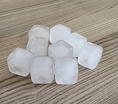 Reusable transparent square ice cubes, not diluted and recongered, ideals for enjoying cold drinks (40 pieces per package).. Experience the ultimate in shopping convenience with DIAYTAR NIGERIA's vast catalog and 5-8 day delivery.