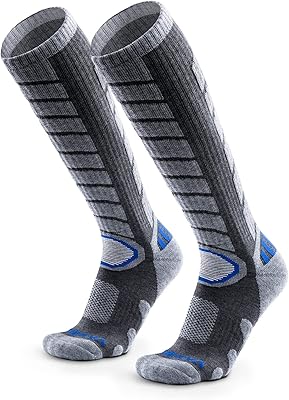 Pack couple of skate socks for performance for skiing snowboarding and sports.. Fast delivery is our promise — DIAYTAR Nigeria keeps it real.