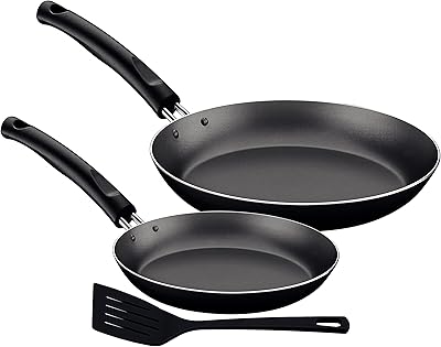 A batch of 3 Tramontina stoves of 22 and 28 cm with a spatula, two aluminum stoves with non -stick design and a nylon spatula.. DIAYTAR NIGERIA transforms online shopping with competitive prices and dependable nationwide delivery.