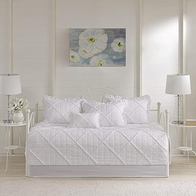 Madison Park Rosie Design Contemporary Luxury Bedding Luxury Skirt With Skirt.. DIAYTAR NIGERIA: Where shopping is easy, prices are low, and delivery is just days away.