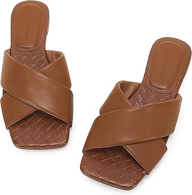 Square sandals open -ended for women, tackles to put on, summer slippers with braided cross band.. Your digital shopping ally, DIAYTAR NIGERIA offers extensive selection with budget-friendly delivery.