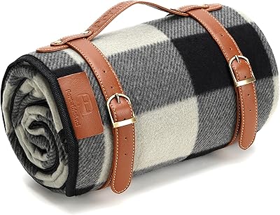 Picnic and extra large picnic and exterior cover for waterproof transport carpets practical in spring.. DIAYTAR NIGERIA brings the marketplace home to you with affordable prices and delivery in 5-8 days.