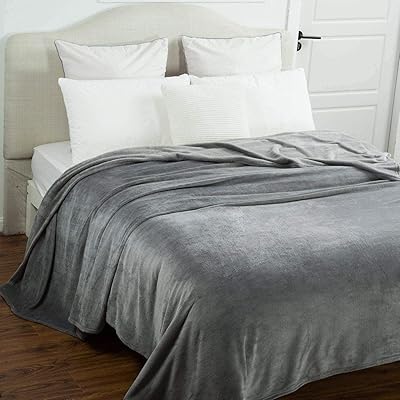 Light winter wool blanket, one size, 200*160 cm.. DIAYTAR Nigeria: Where affordability meets speed and quality.