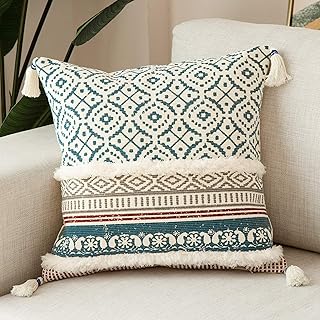 Modern Homes Boho Decor Tupeted cushion covers for sofa - Moroccan style cushion covers with pompoms, distinctive decorative pillow for bedroom, living room (blue, 40.6 x 40.6 cm).. Shop smart with DIAYTAR NIGERIA's vast selection and enjoy affordable shipping in just 5-8 days.