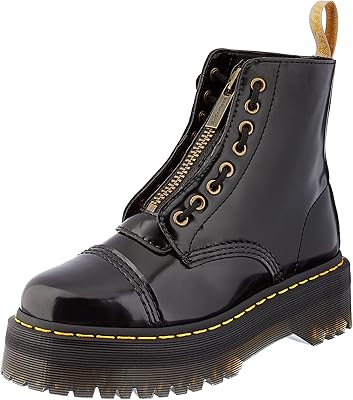 Man with dr. Martens and Sinclair 8, Black, 40 EU.. Your one-click solution to affordable shopping, DIAYTAR NIGERIA delivers quality products nationwide.