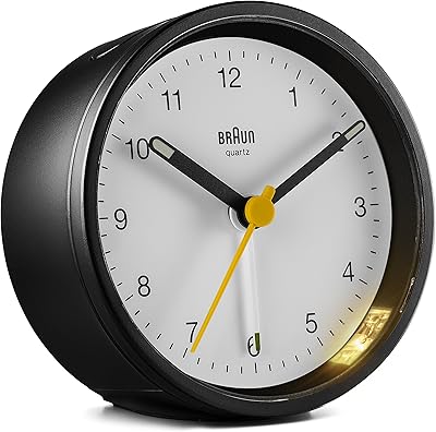 Classic analog watch braun with snooze function and light movement.. Shop with purpose and save with DIAYTAR NIGERIA's extensive platform and nationwide delivery service.